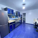 Maison Nakena